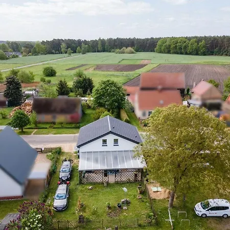 Ferienhaus-am-walnussbaum بيت للعطل *