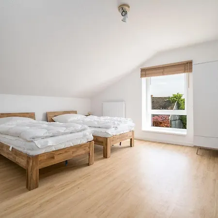 Ferienhaus-am-walnussbaum بيت للعطل