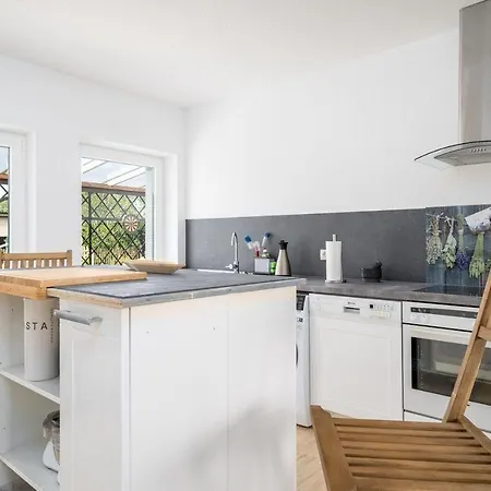 Ferienhaus-am-walnussbaum ميرو