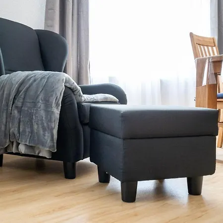 Ferienhaus-am-walnussbaum بيت للعطل ميرو